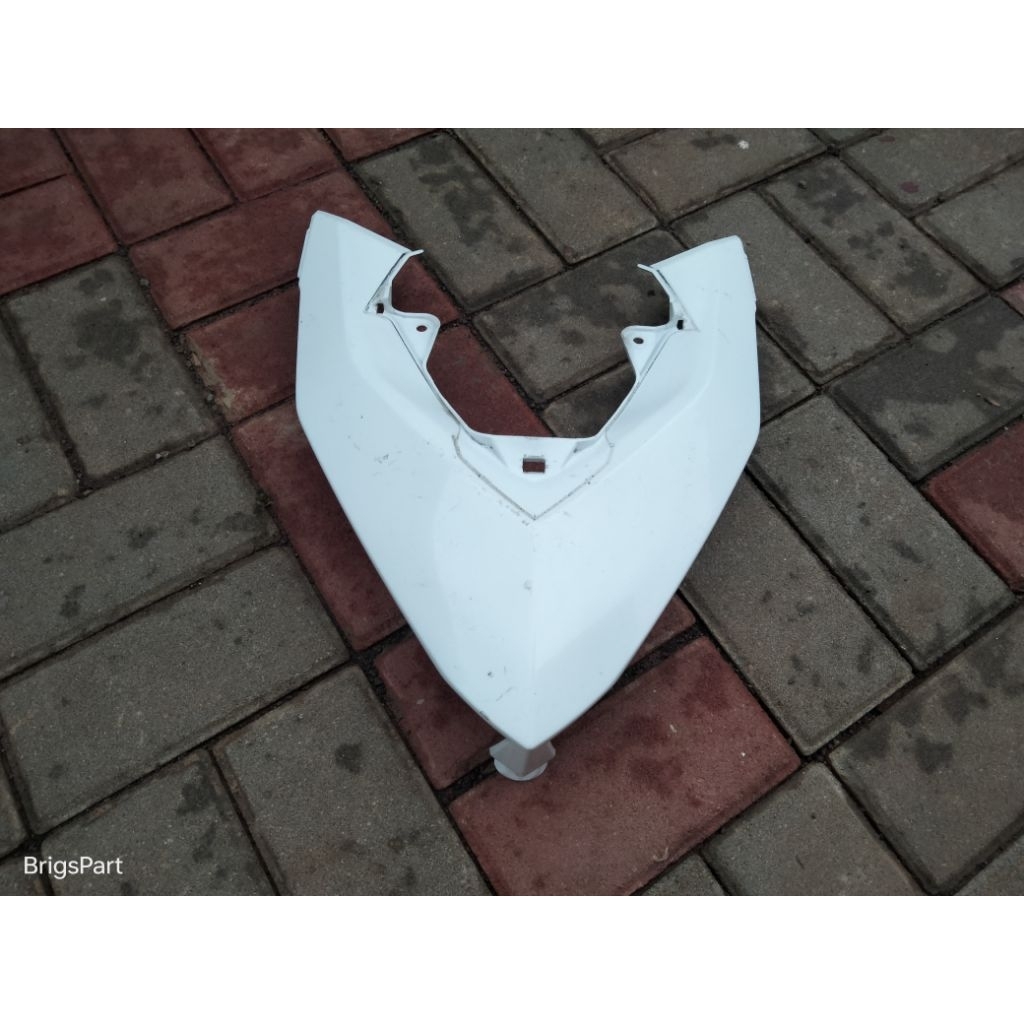 cover panel tameng dada lampu depan vario 150 125 led old lama original