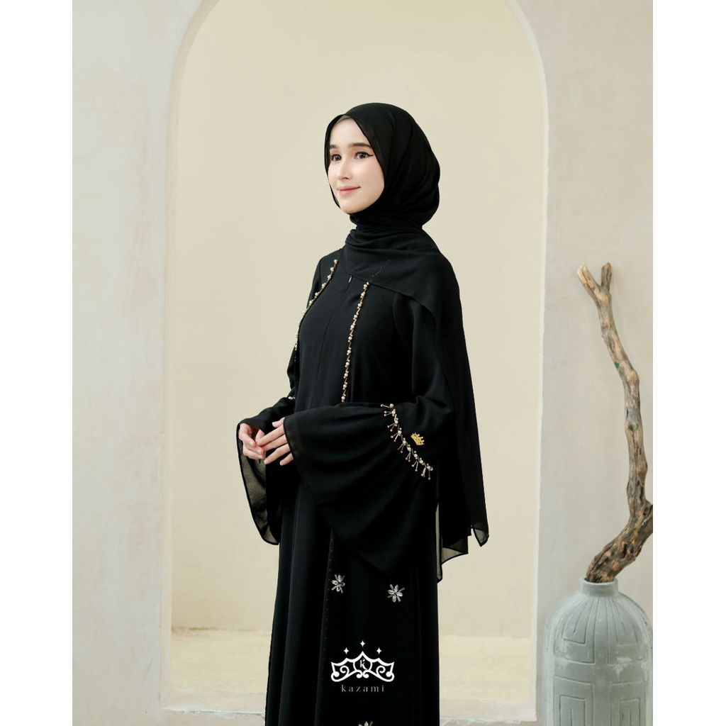 Preloved Ulyya Abaya size M By Kazami