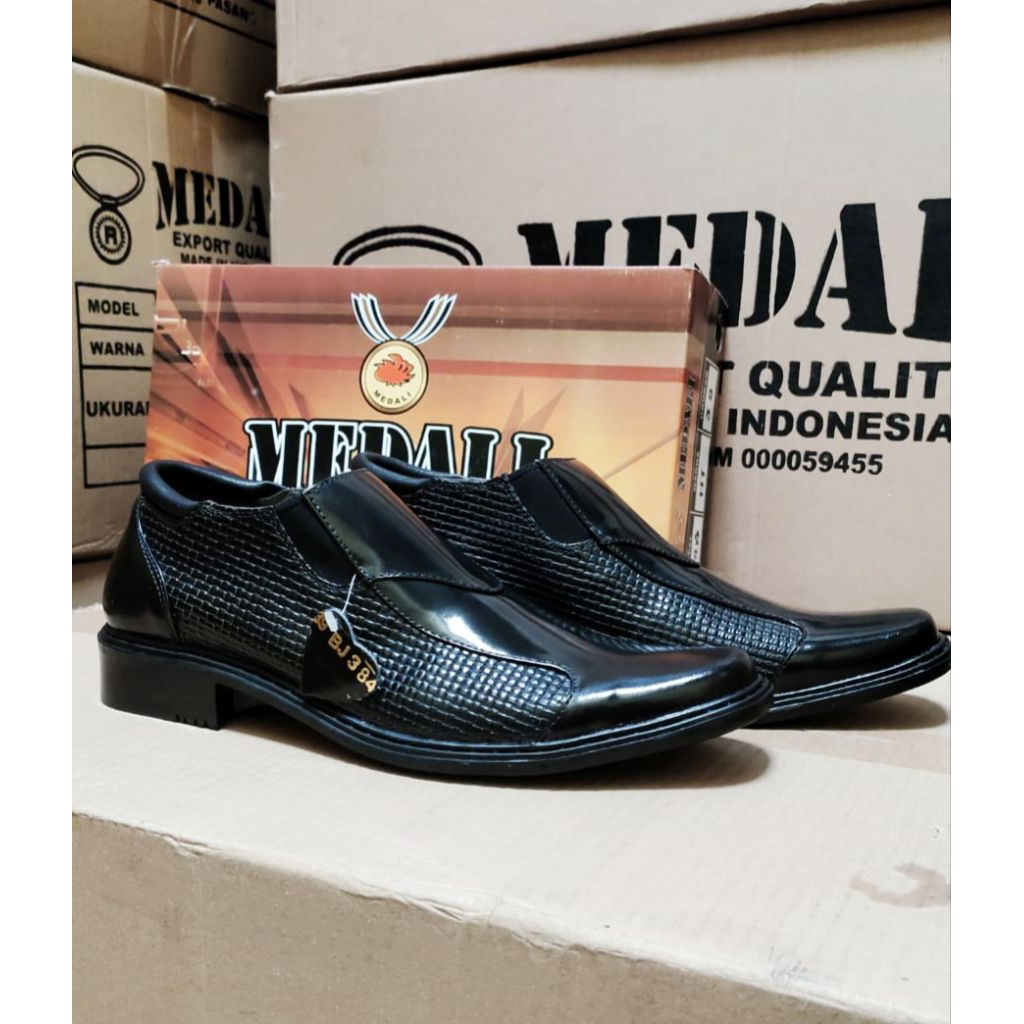 Sepatu Pantofel Mengkilap Sepatu kulit Pria Sepatu Dinas Sepatu Formal Pesta