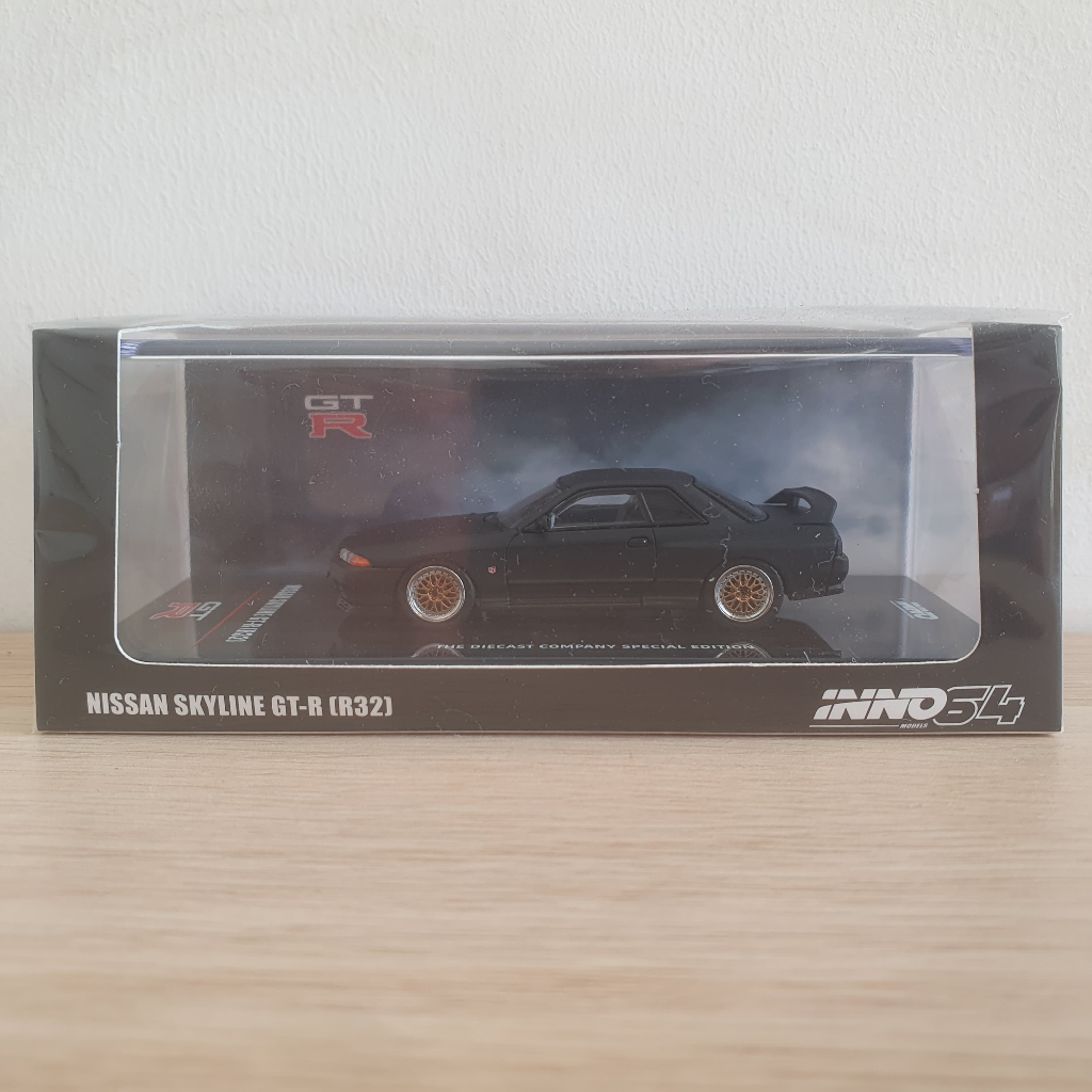 Inno64 Nissan Skyline GT-R R32 1/64 (Matt Black, The Diecast Company Special Edition, Limited Quanti