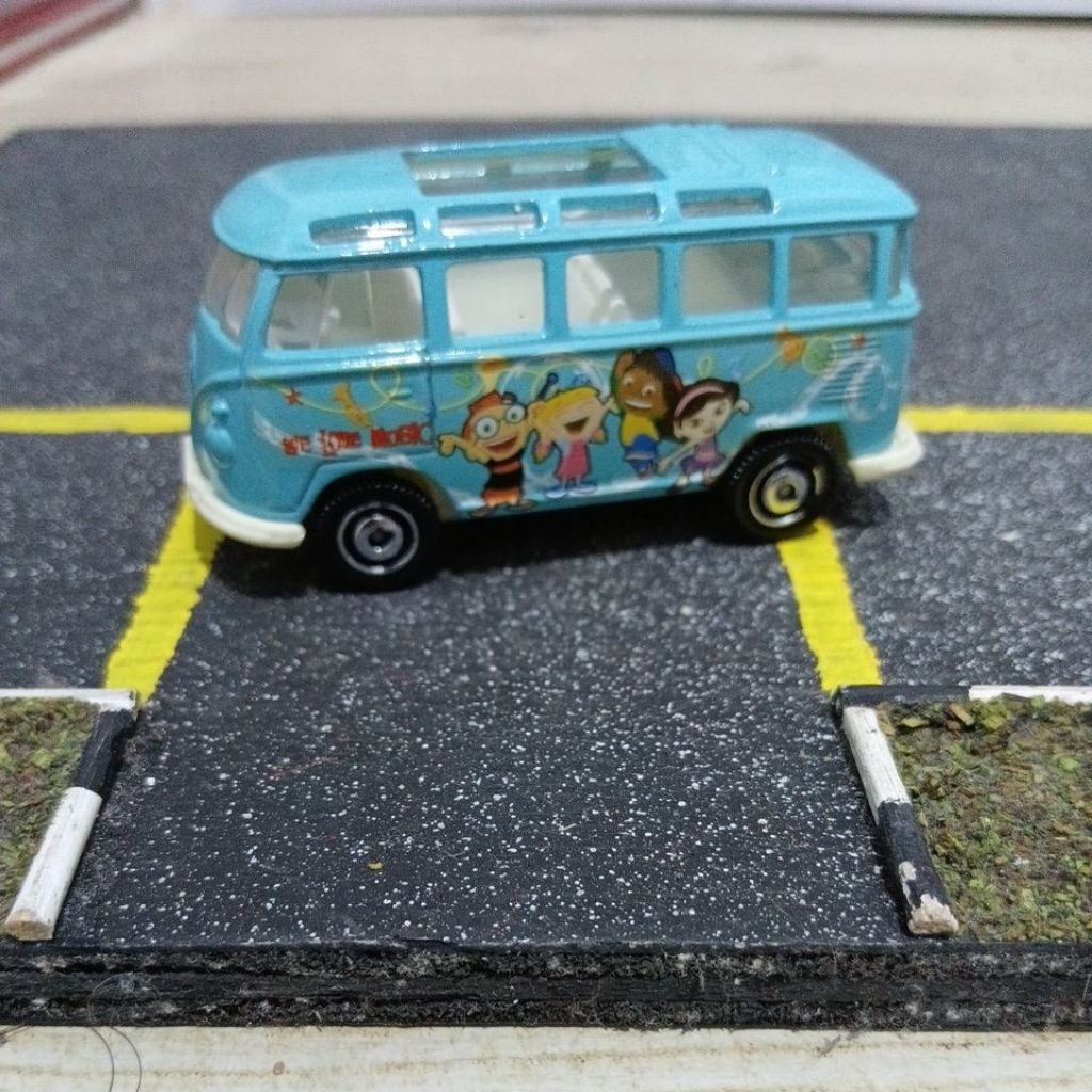 MATCHBOX VW TRANSPORTER (RARE)