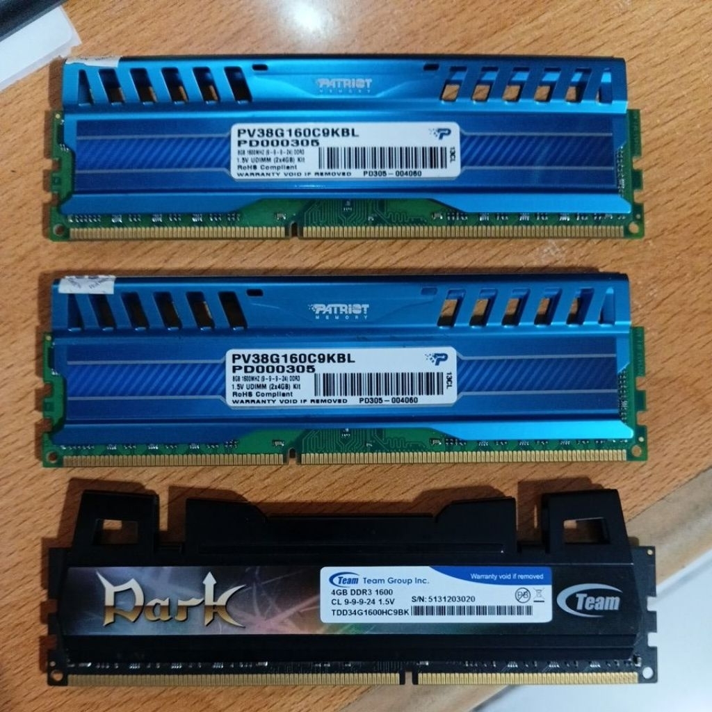 ram komputer ddr3 4gb pc1600 memory cpu seken bekas normal garansi resmi seumur hidup