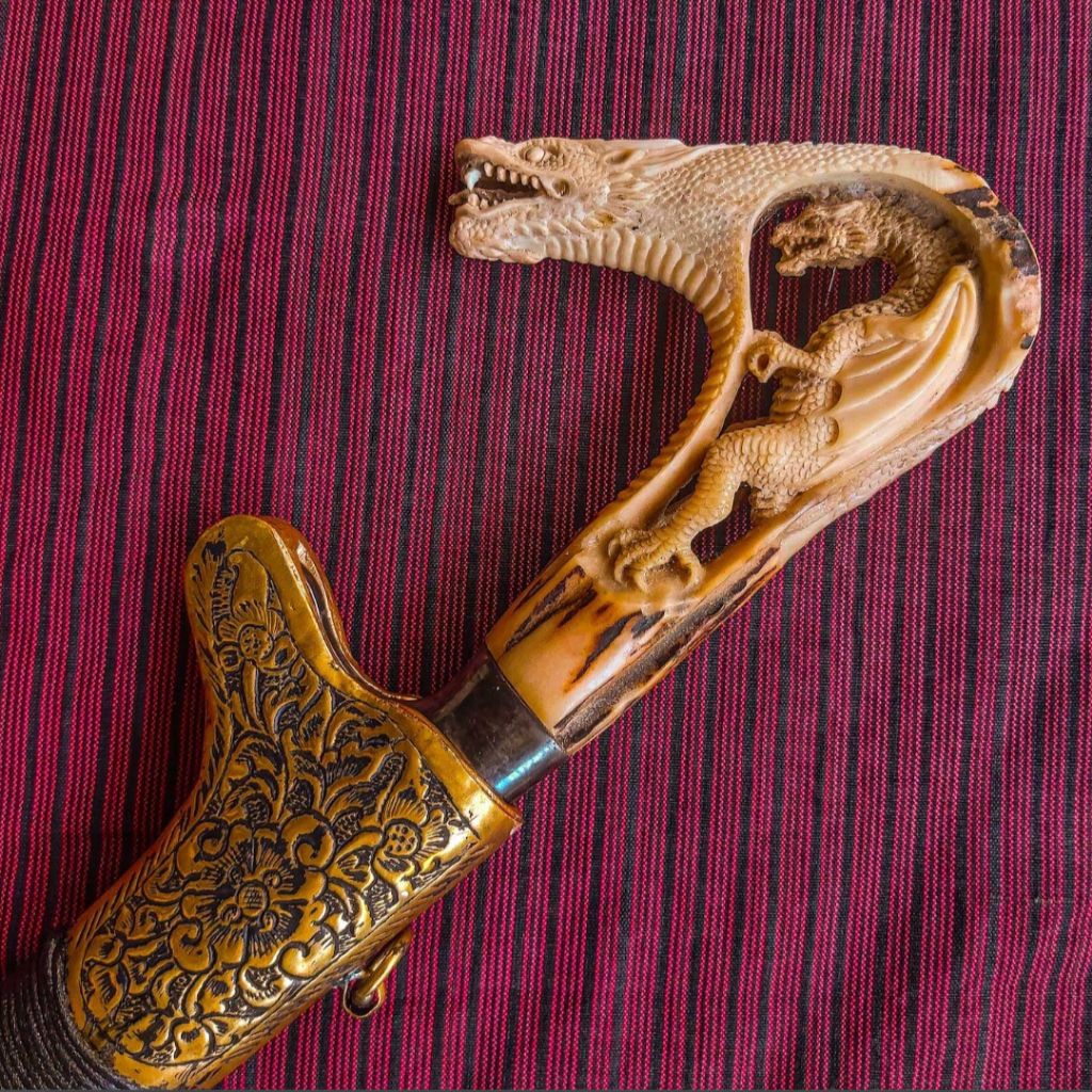 bel@ti gagang tanduk rusa ukiran naga/dragon fang d@gger