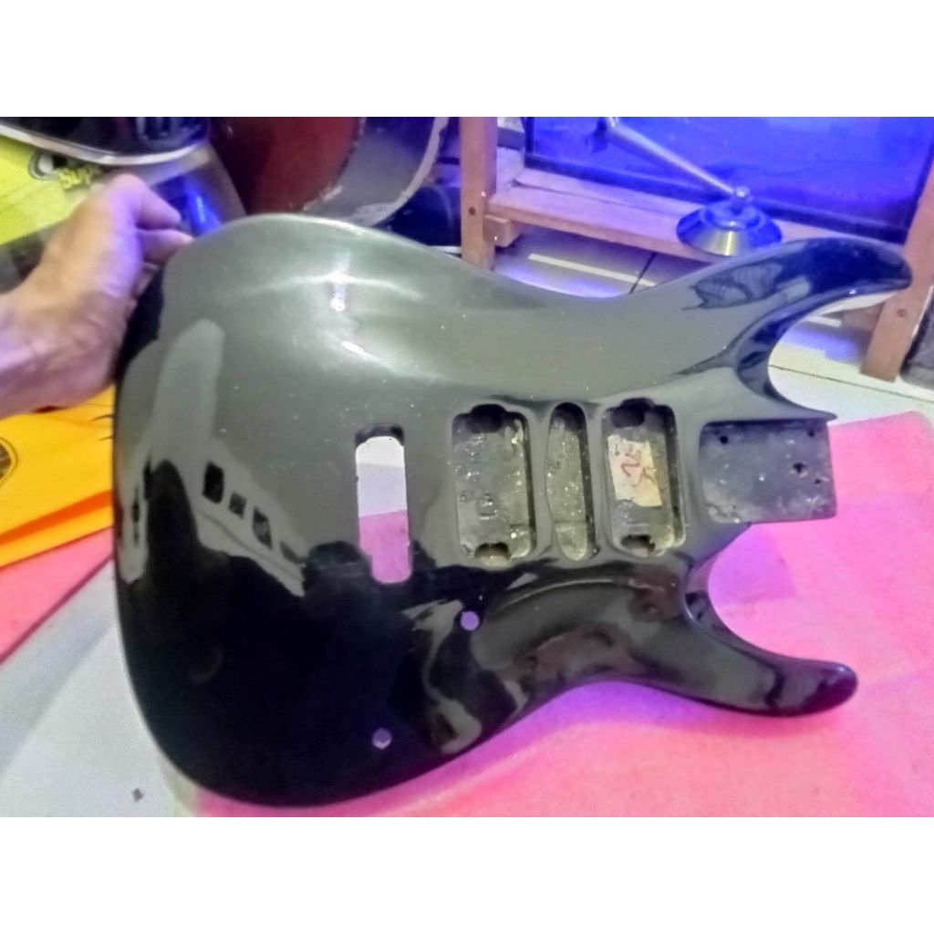 body gitar original model esp ltd l