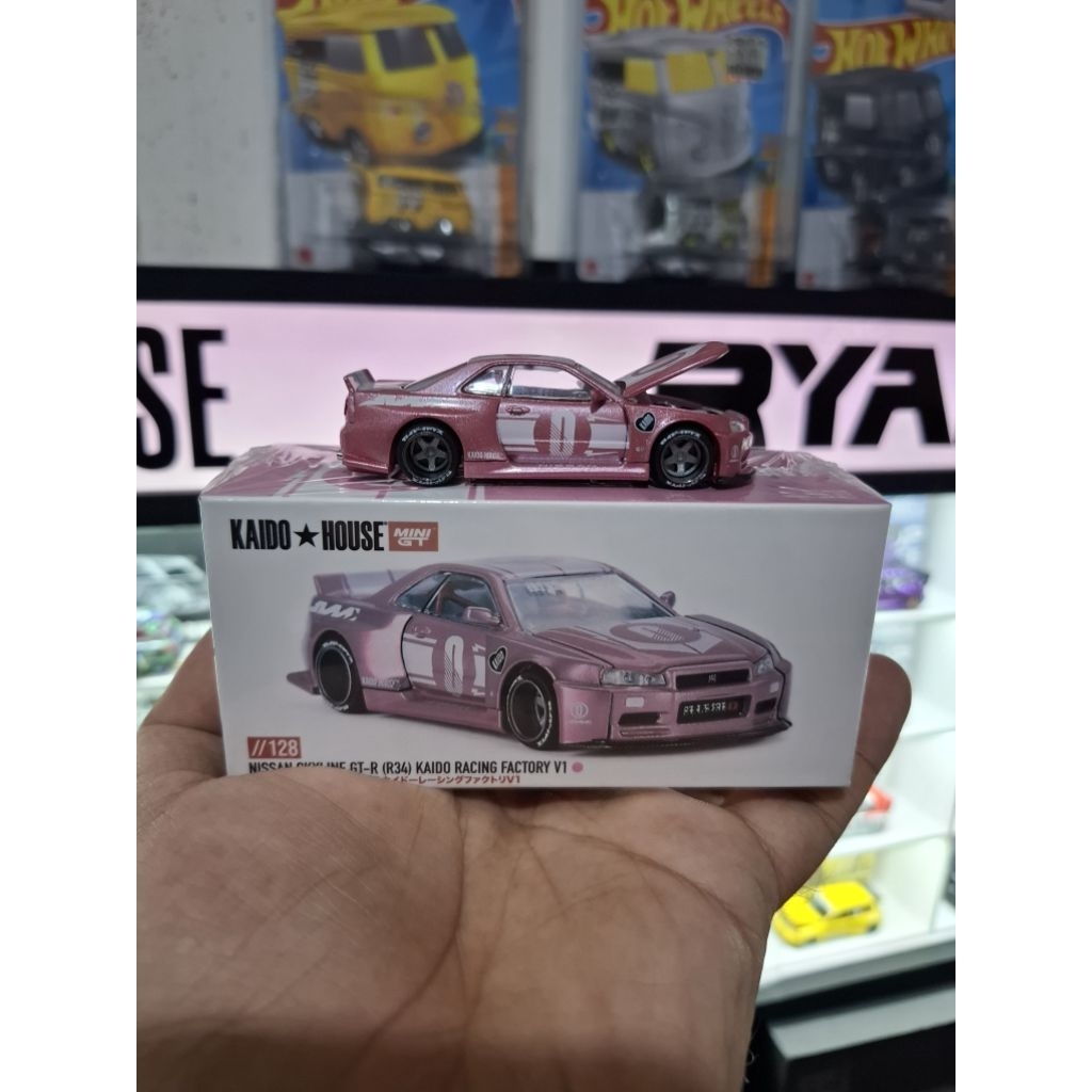 Kaido House Nissan Skyline R34 Racing Factory V1 Pink