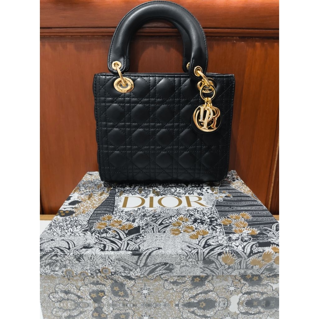 Preloved (Winny Outfit) Tas Lady Di0r Dor-Dor size Medium - KW