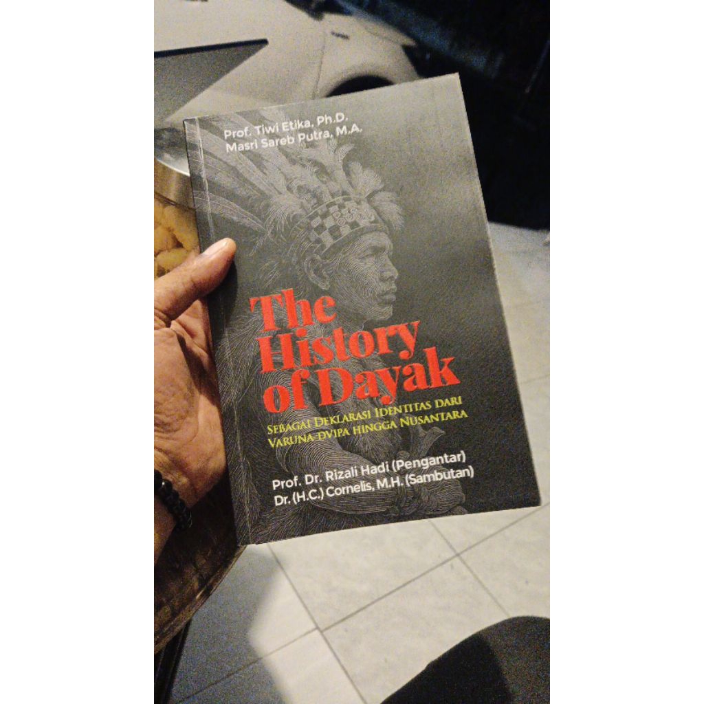 The History Of Dayak buku