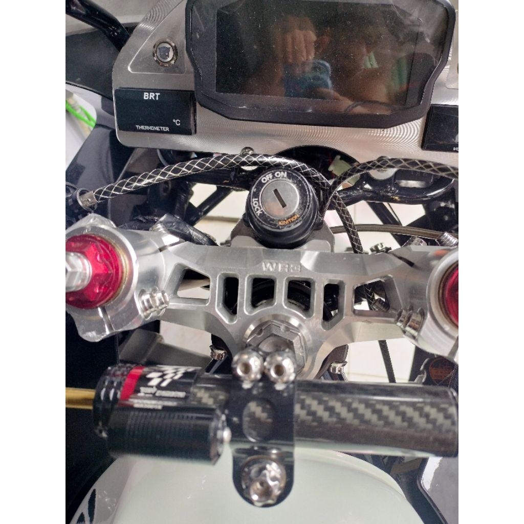 segitiga atas WR3 ninja RR/R