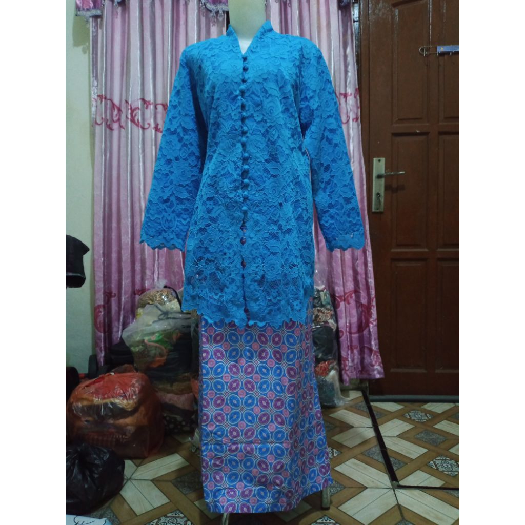 set kebaya wanita jumbo biru