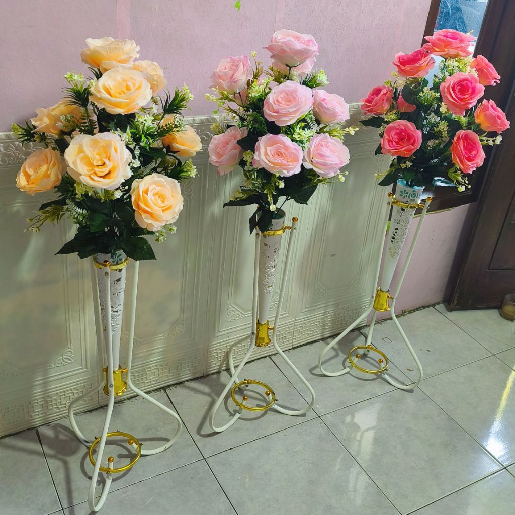 RANGKAIAN BUNGA SUDUT MAWAR JUMBO PREMIUM