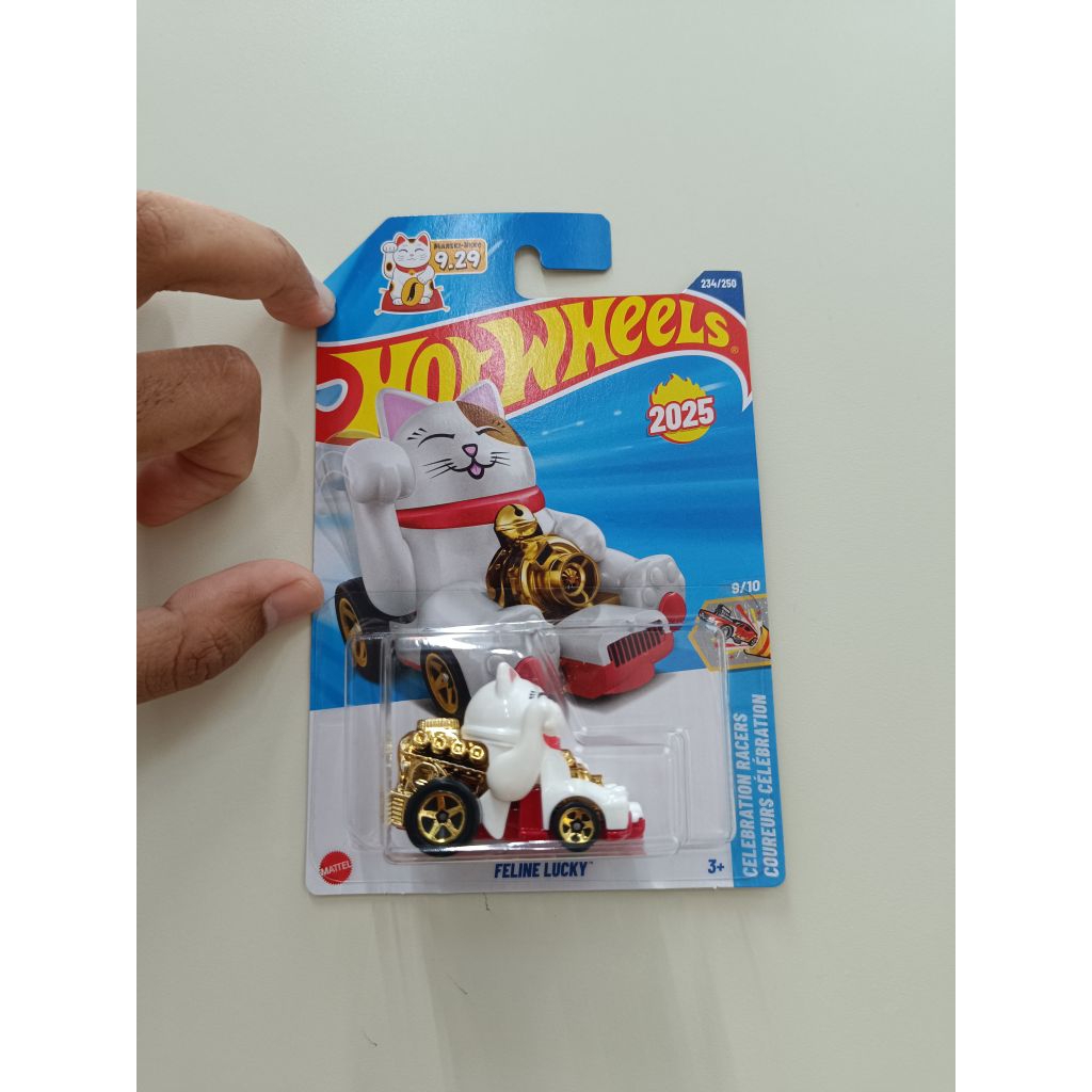 HOTWHEELS FELINE LUCKY