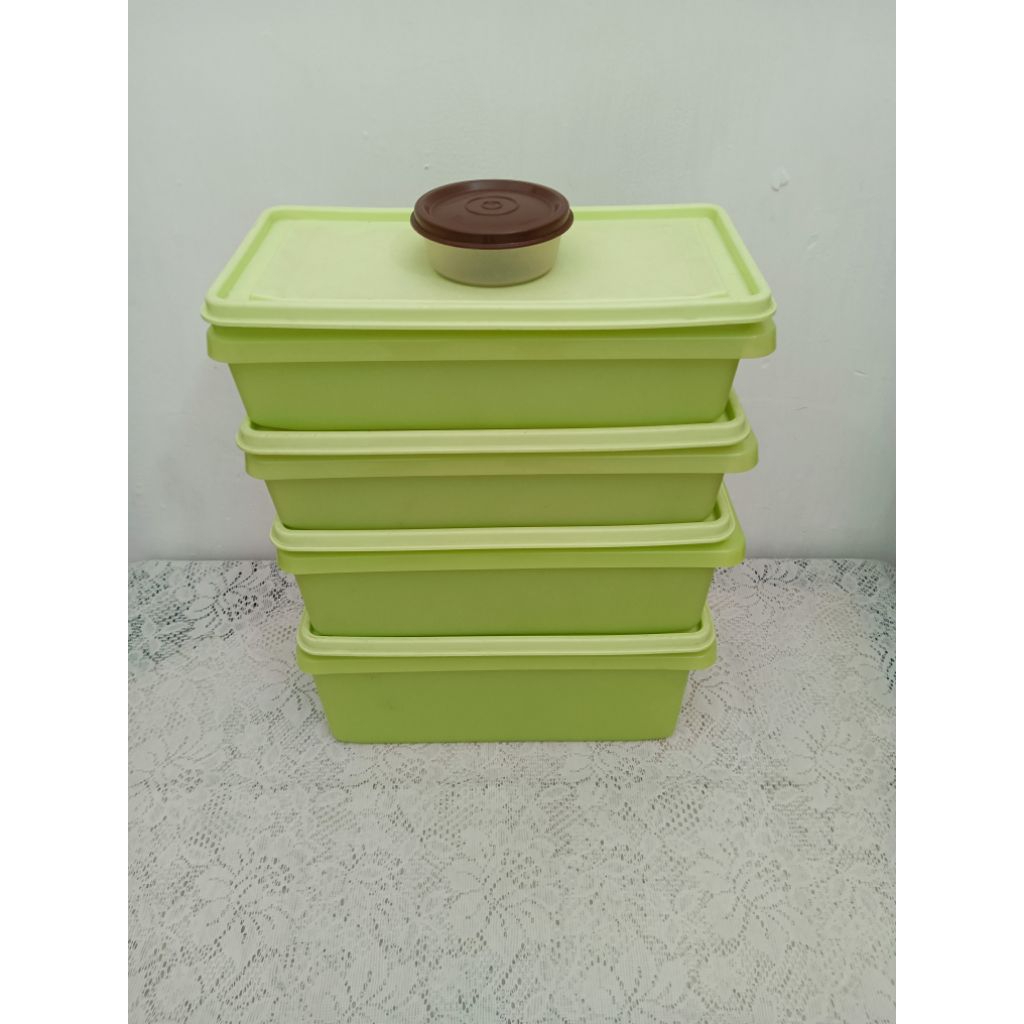 kotak penyimpanan fresh lime tupperware second