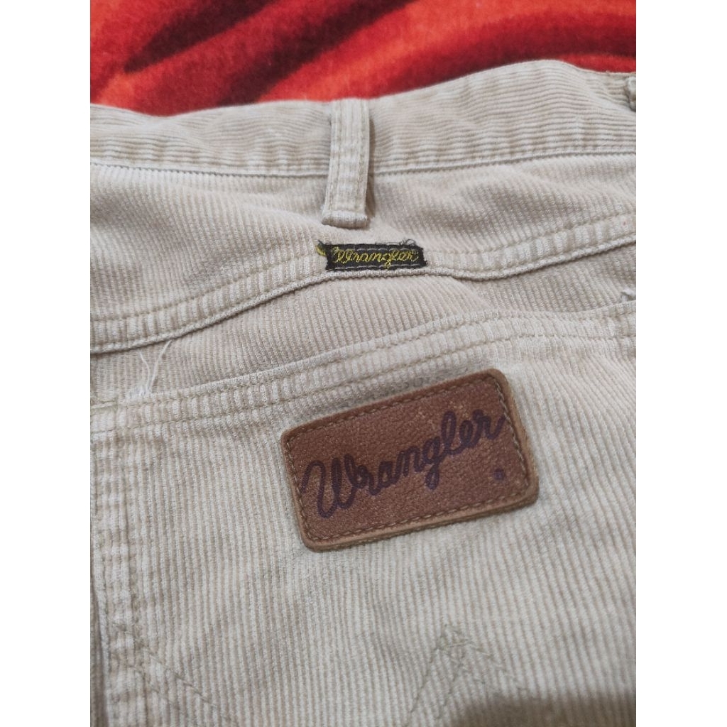 Celana Panjang Wrangler Corduroy