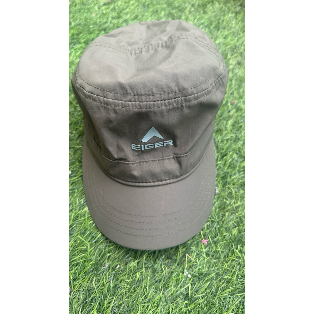Topi army eiger