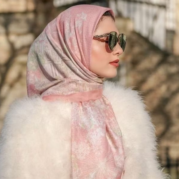 British Rose Buttonscarves Limited