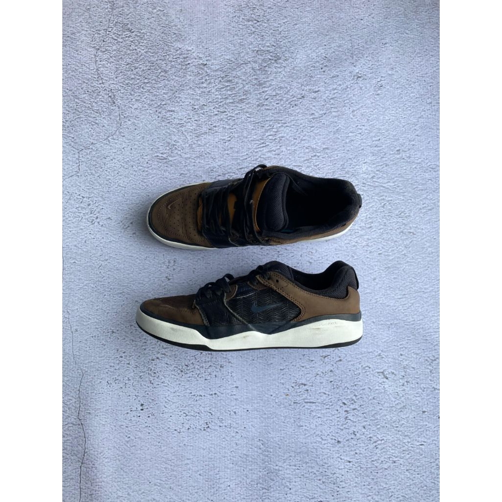 Sepatu Nik* SB Ishod Wair Premium 'Baroque Brown'