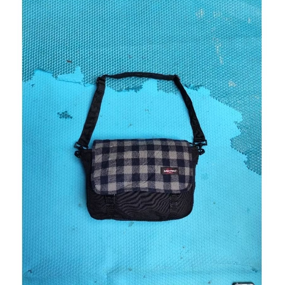 Selempang/Slingbag/Tas Pria cowok/Tas Harian Daily Second ORI BRAND EASTPAK