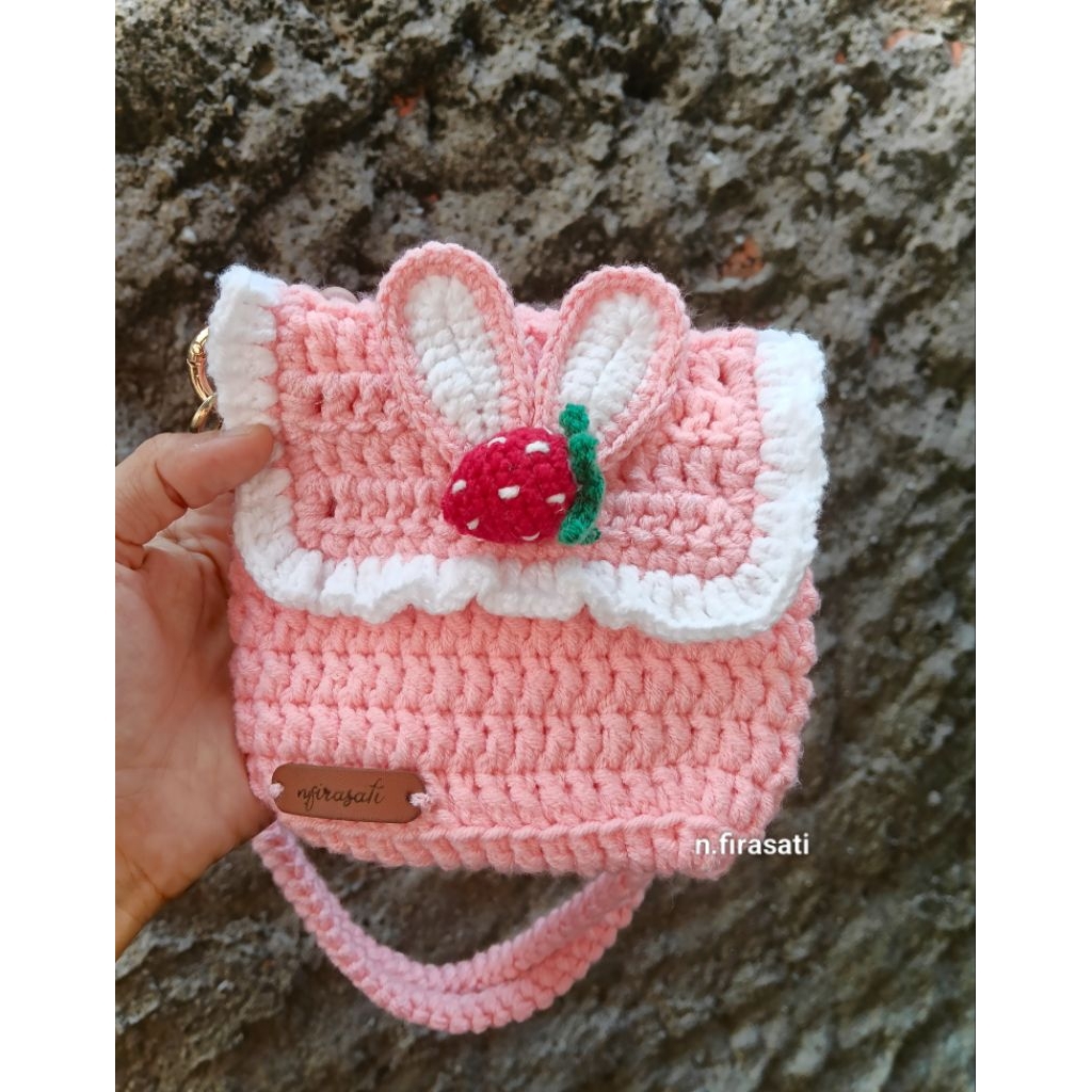 Tas Selempang Rajut Anak Pink Strawberry
