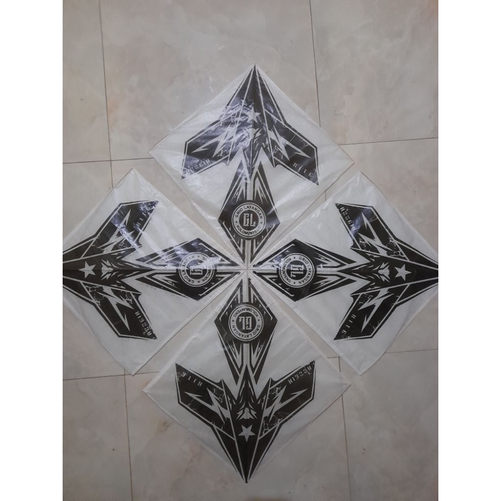 layangan sukoi 1 warna. full petung dua lilitan