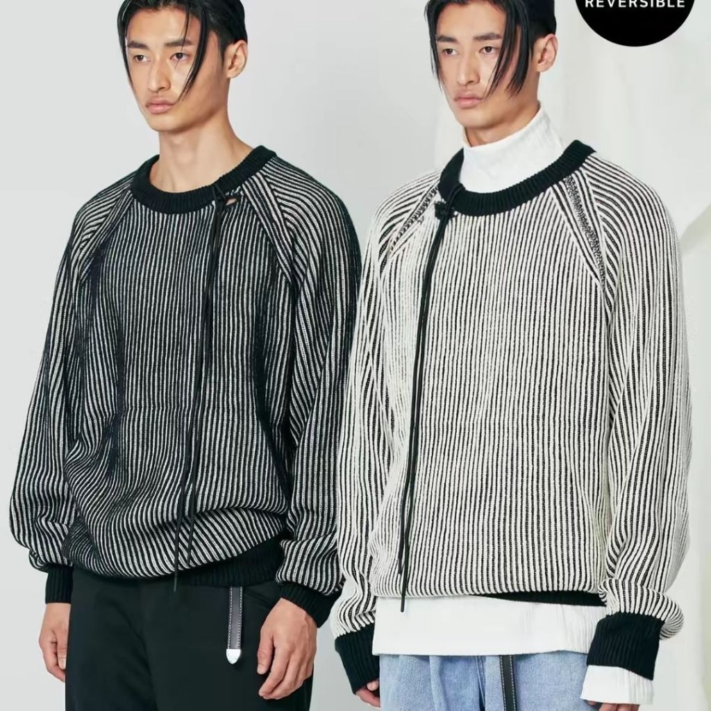 MUSINSA standard store original Korea / reverseable  oversize sweater sweatshirt premium