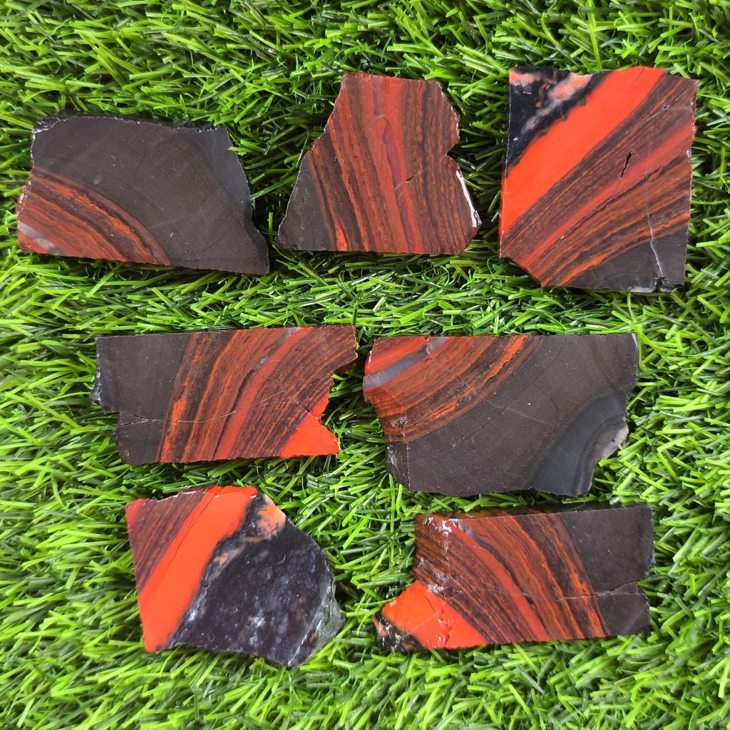 Badar Besi Cabe Merah / Lempengan Batu Besi Cabe Merah / Bongkahan Batu Besi Cabe Merah