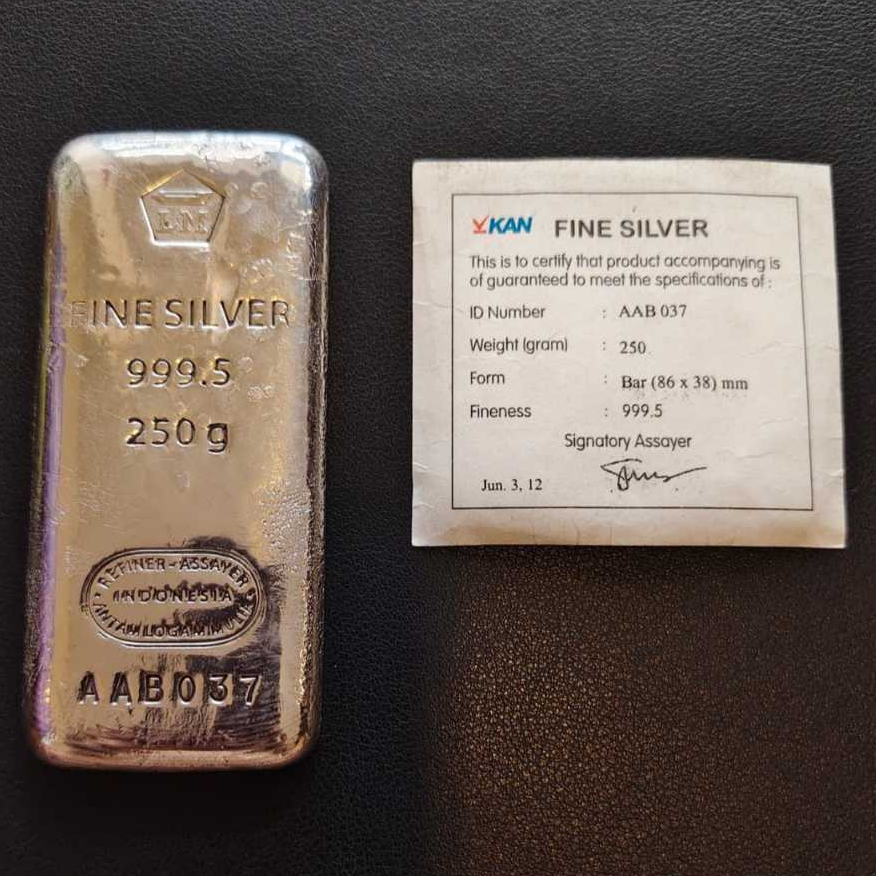 PERAK ANTAM 250 GRAM GR KLASIK 2012 VINTAGE KILAP SHINNY EDISI KOLEKSI UNTUK KOLEKTOR BATANGAN MODEL