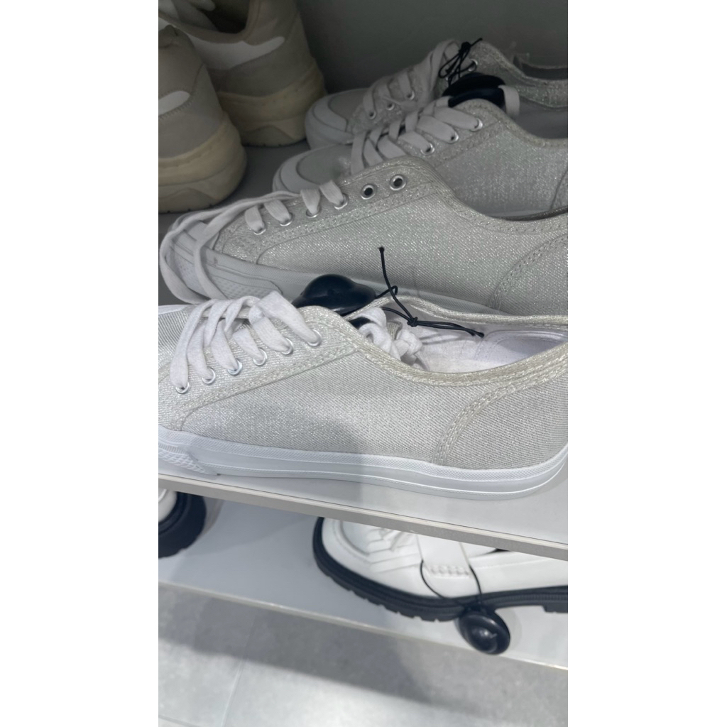 sepatu h&m