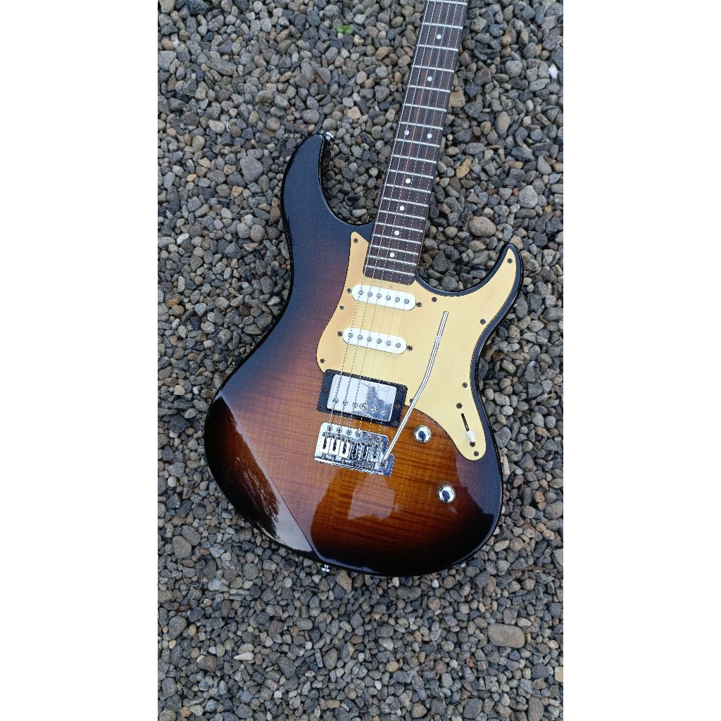 Gitar Yamaha Pacifica Second Bekas Baik