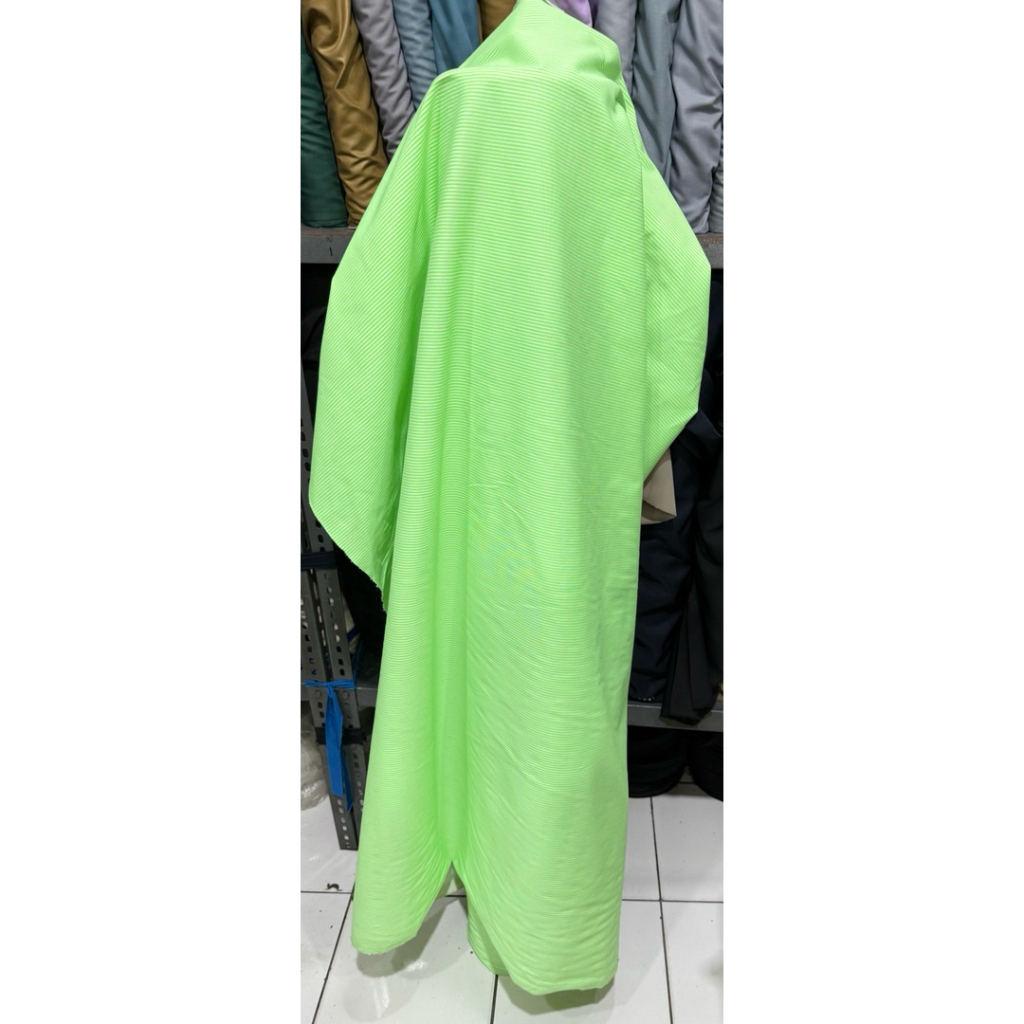 KAIN KATUN Twill motif salur (per setengah meter)