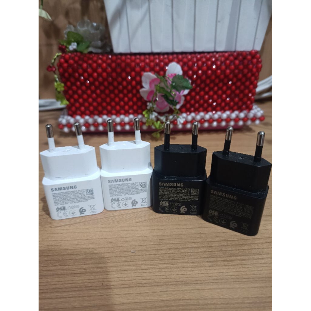 Adaptor charger Samsung ORI cabutan 25 watt resmi bekas