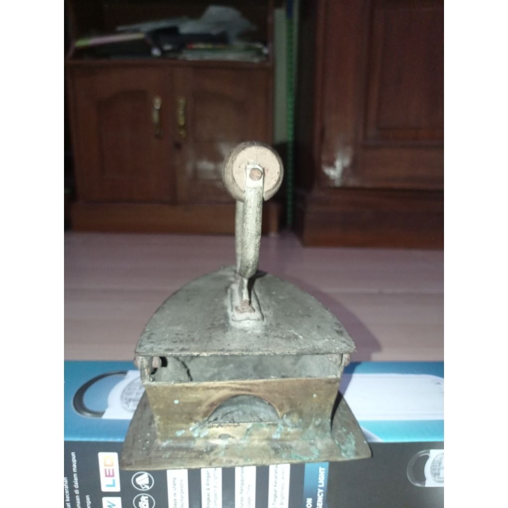 Setrika Jaman Dulu/Kuno/antik