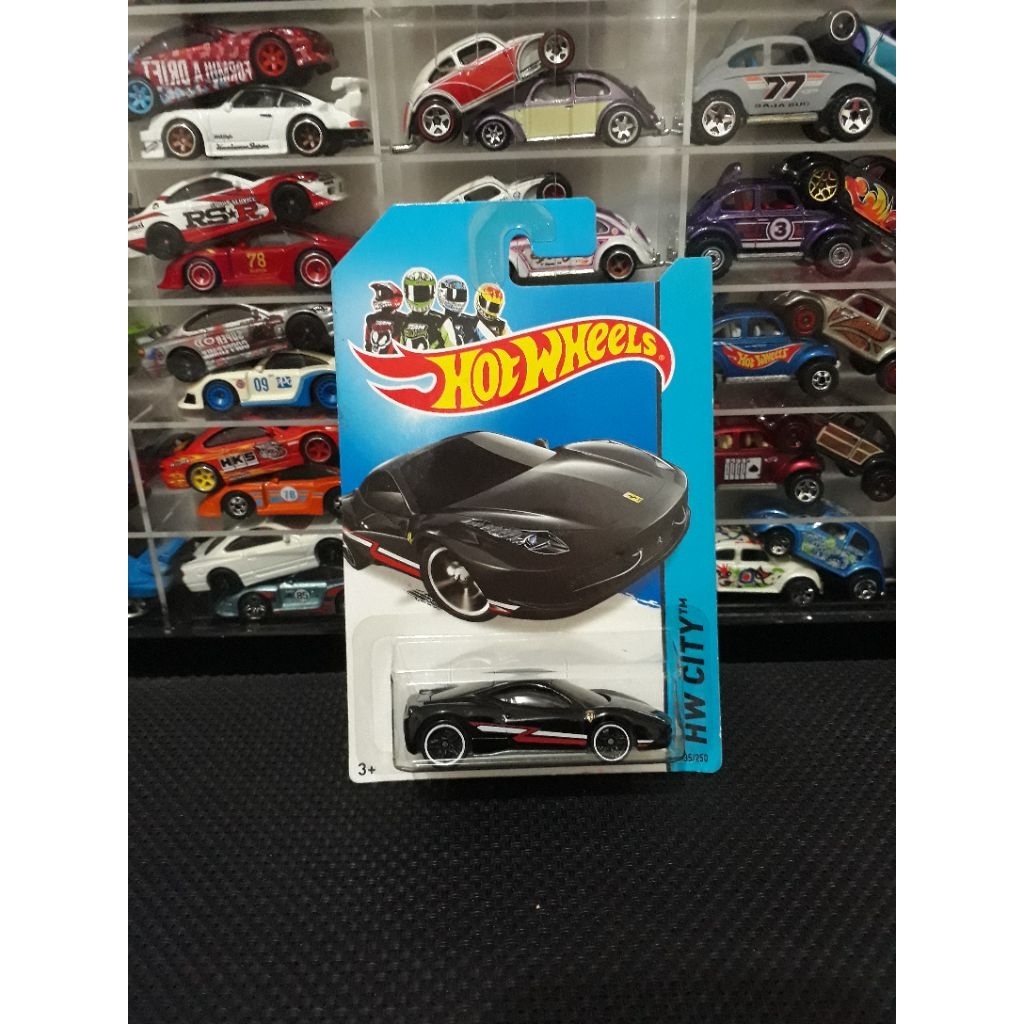 Hot Wheels Ferrari 458 Italia Hitam