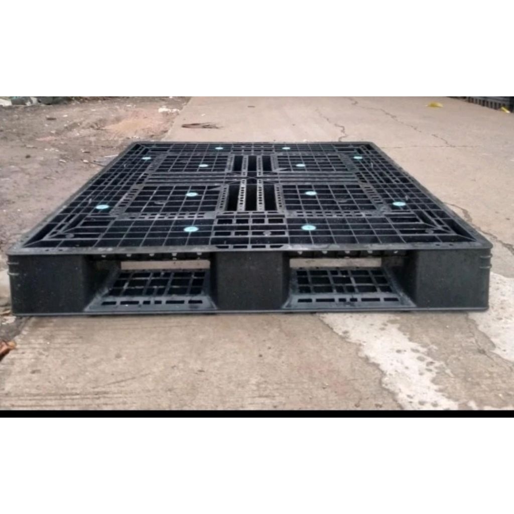 palet plastik 110×140×15cm