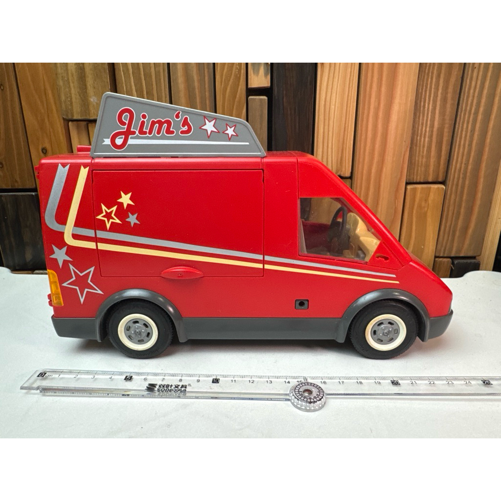 Playmobil - 5632 5677 “Jim’s Food Truck” (Burger Van) from the City Life theme