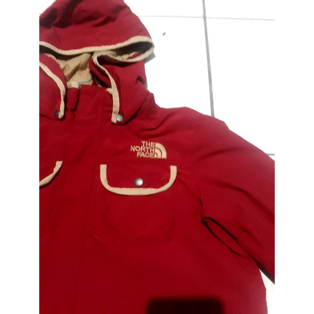 Jaket cewek TNF