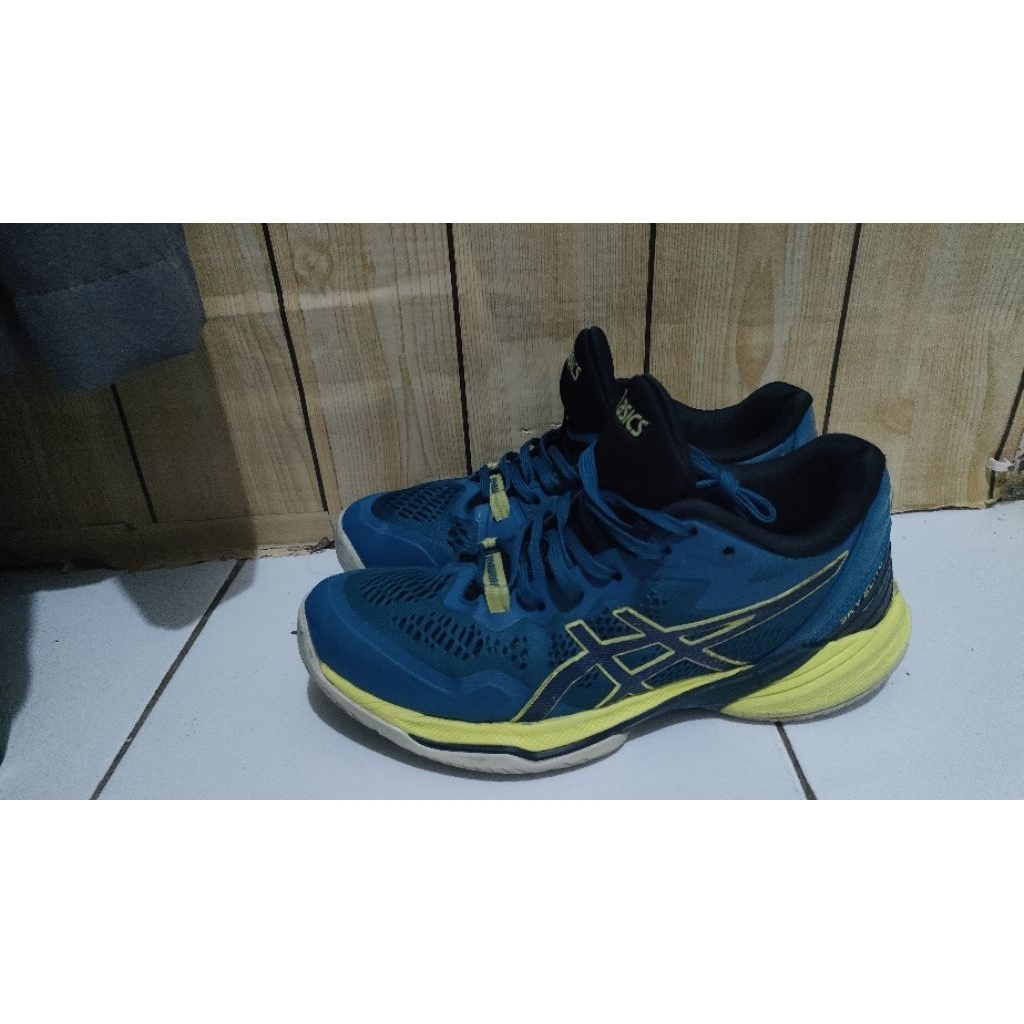 ASICS SKY ELITE FF 2 LOW second