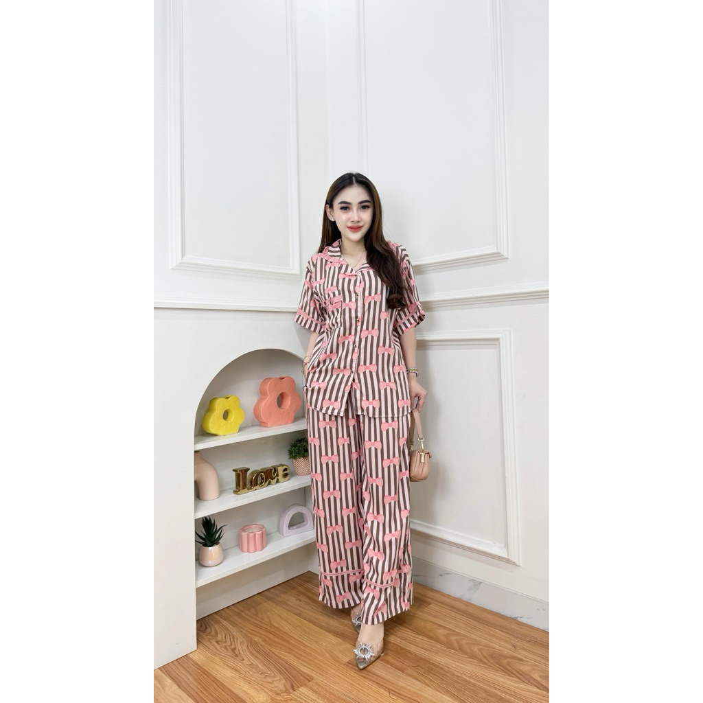 LALISA SET BY FANESSA