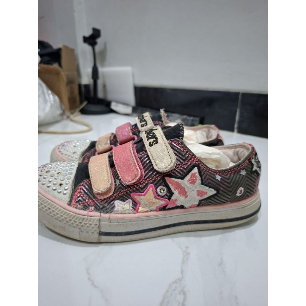 Sepatu Preloved Skechers Size 33,5