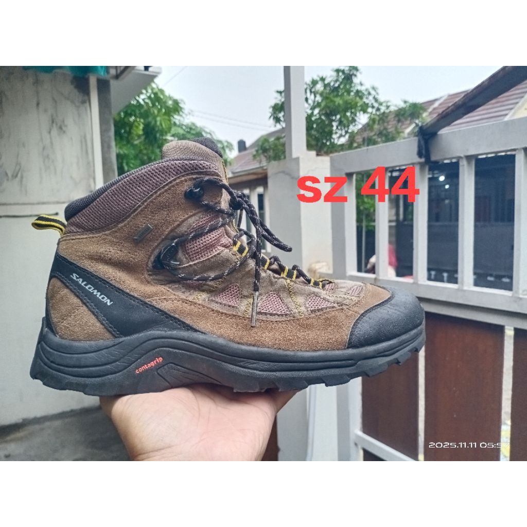 SALOMON GTX leather sepatu outdoor size 44 bekas second preloved