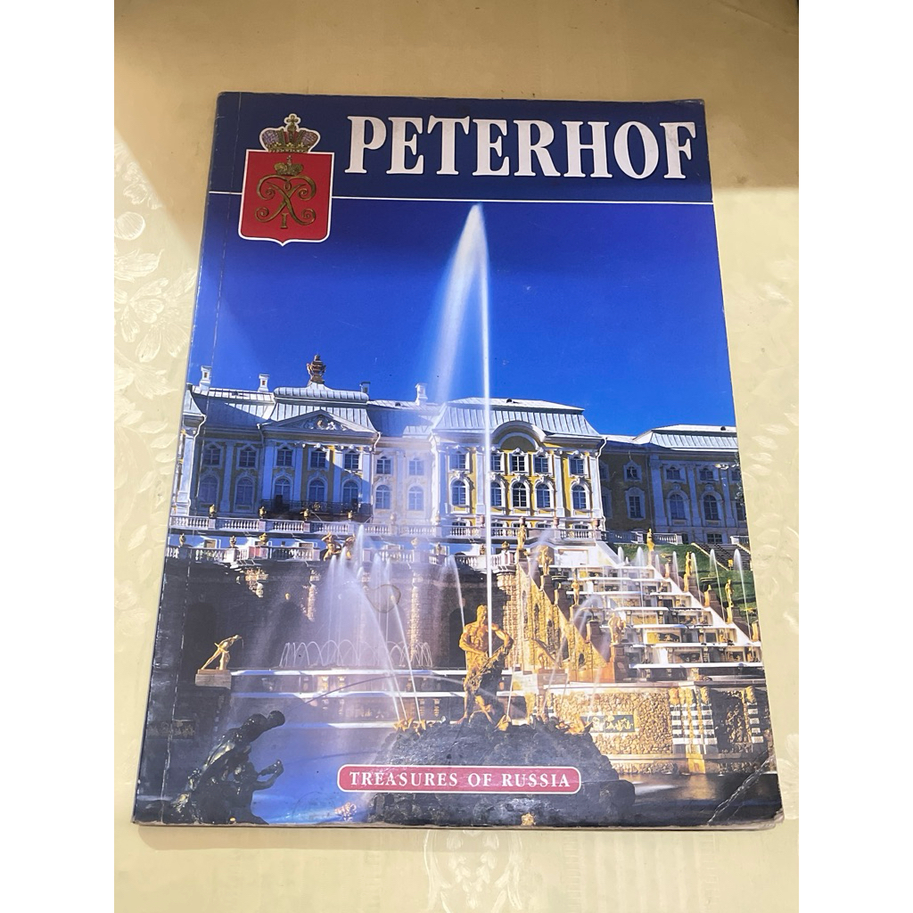 Buku PETERHOF Treasures Of Russia
