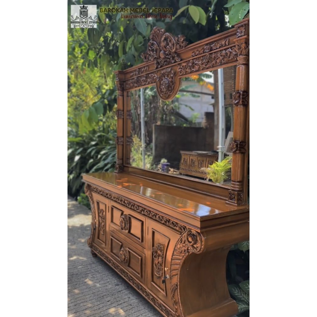 bufet jati figura kaca cermin ukiran jepara