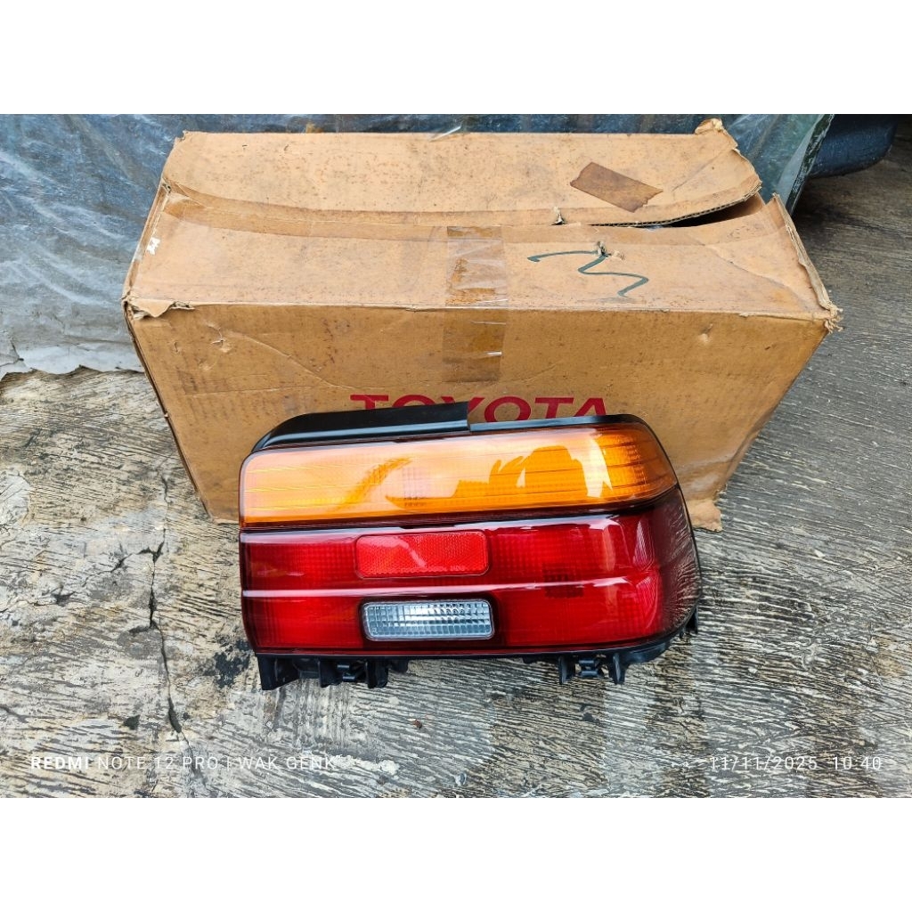 Stoplamp lampu belakang ORI ae101 great corolla Ori kanan Baru