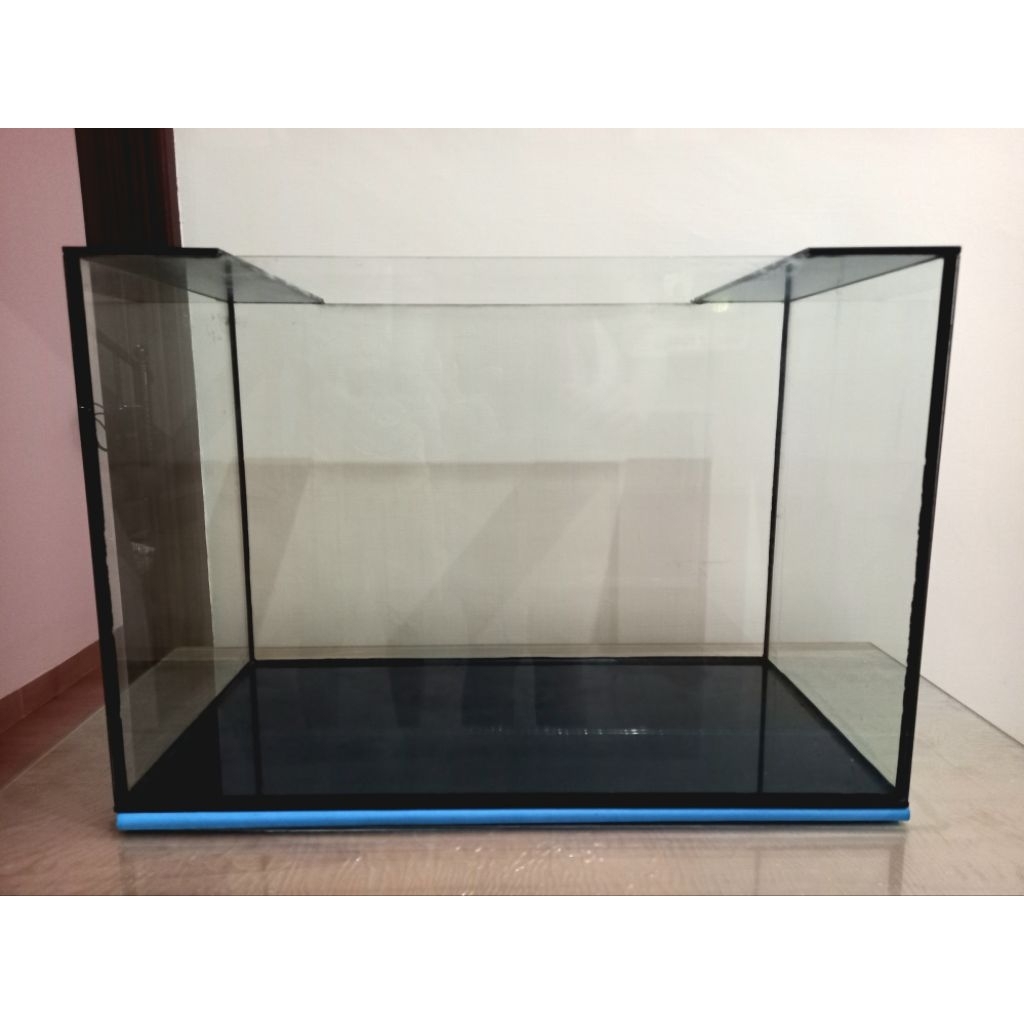 Aquarium Kaca Ikan Hias 60cm tinggi 40cm 60x30x40cm PRELOVED