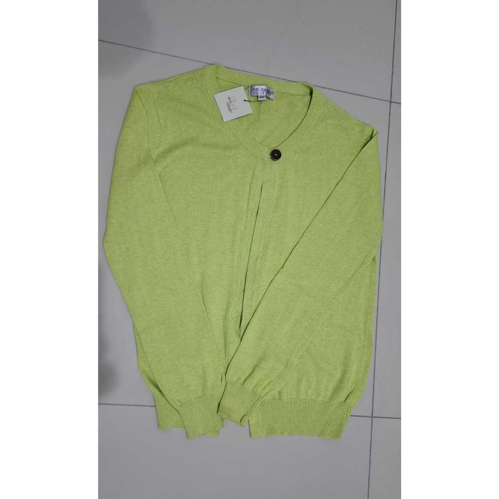 Jaket Rajut Wanita Ann Design Preloved