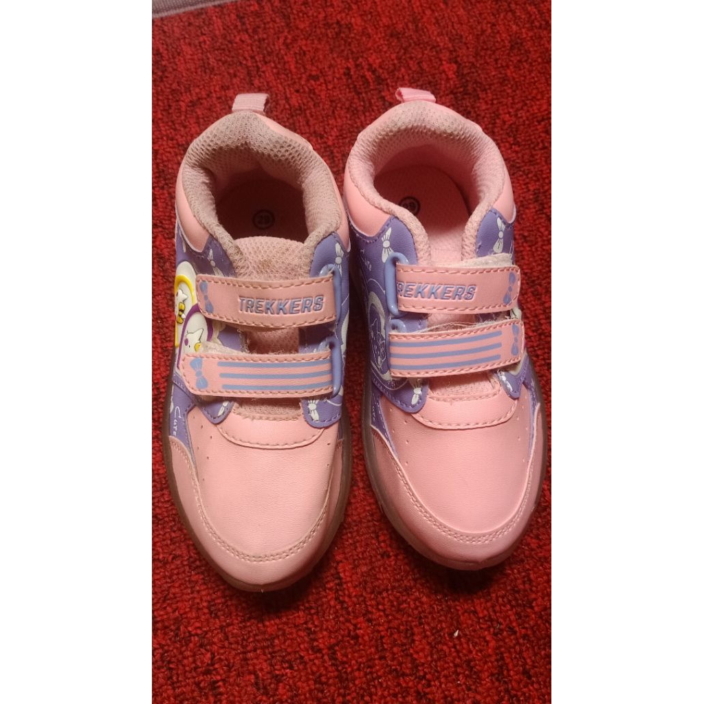 Sepatu Anak Perempuan Trekkers