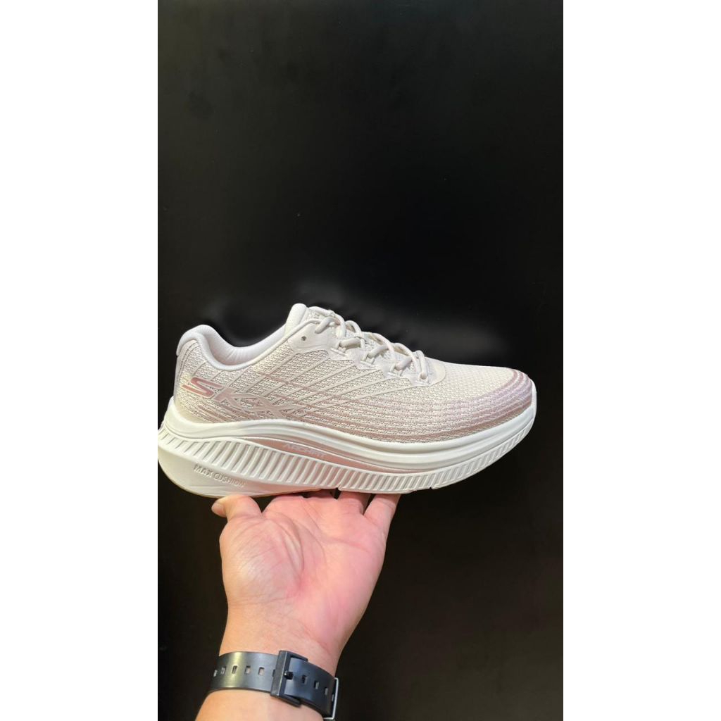 SKECHERS GO WALK MAX CUSHIONING ARCH FIT