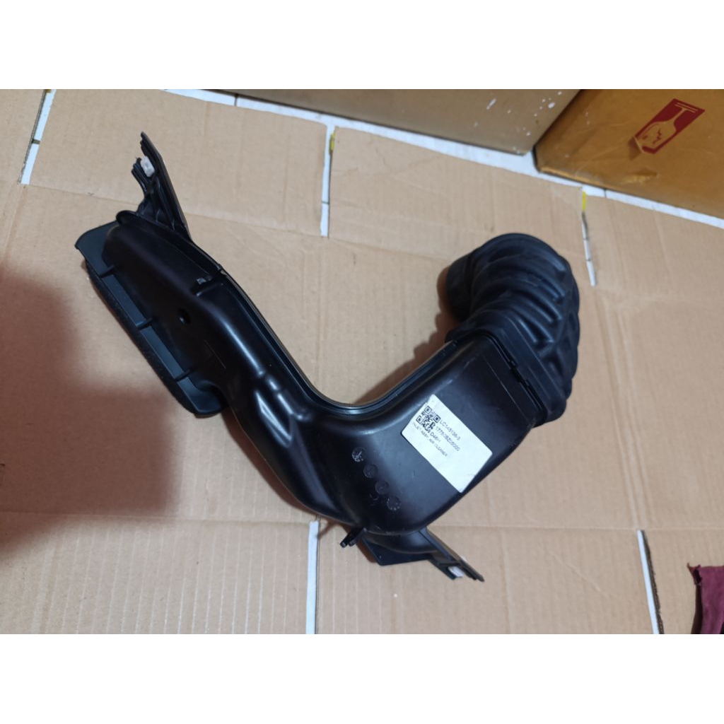 Tabung Pipa Inten Filter Udara 17751-BZ160 Avanza Xenia Original