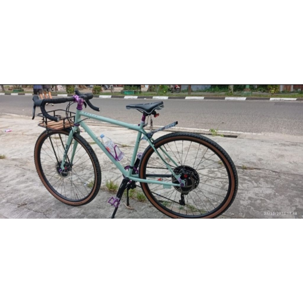 Sepeda Gravel Genio Scappa