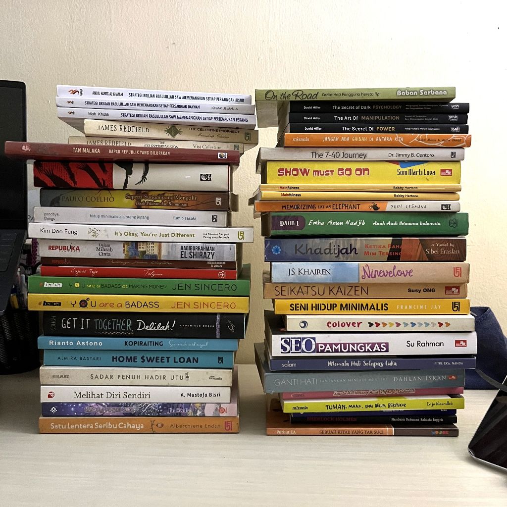 Preloved Buku Fiksi dan Non Fiksi Original