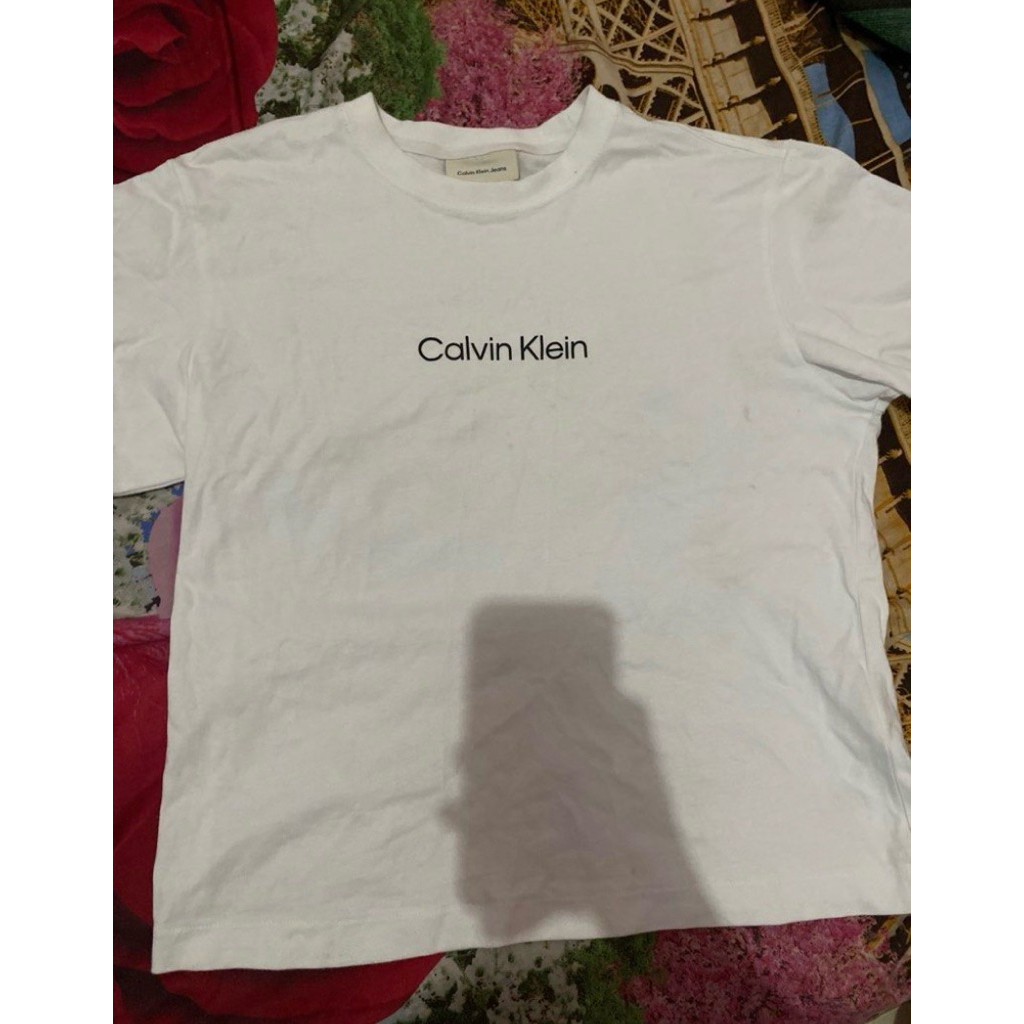 preloved tshirt calvin klein original